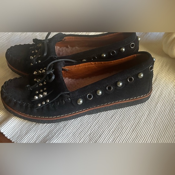 COACH Roccasins - Picture 4 of 10